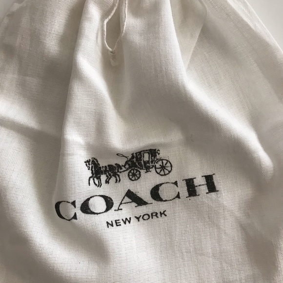 Coach white drawstring jewelry pouch - Picture 5 of 6